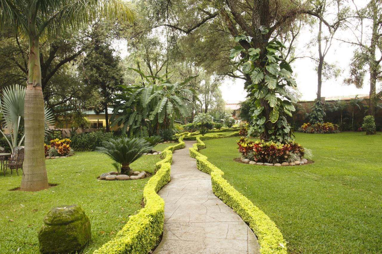 Quinta Sauz Hotel Tacámbaro de Codallos Exterior foto